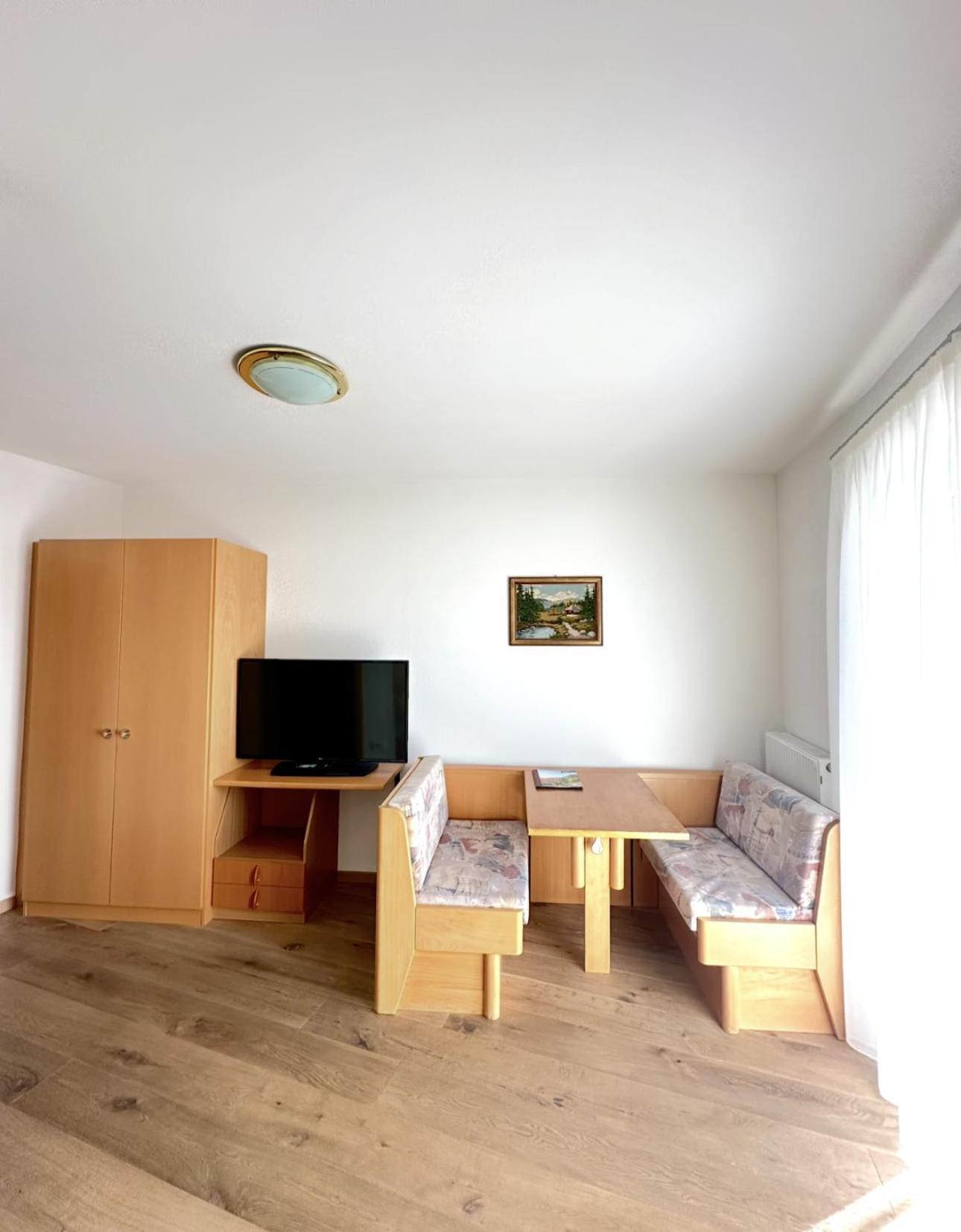 Garni Hotel Dorothea 티롤로 외부 사진